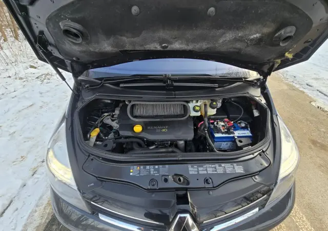 RENAULT Espace 2.0 dCi FAP Initiale