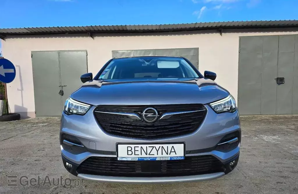 OPEL Grandland 1.2 Turbo (130 KM)