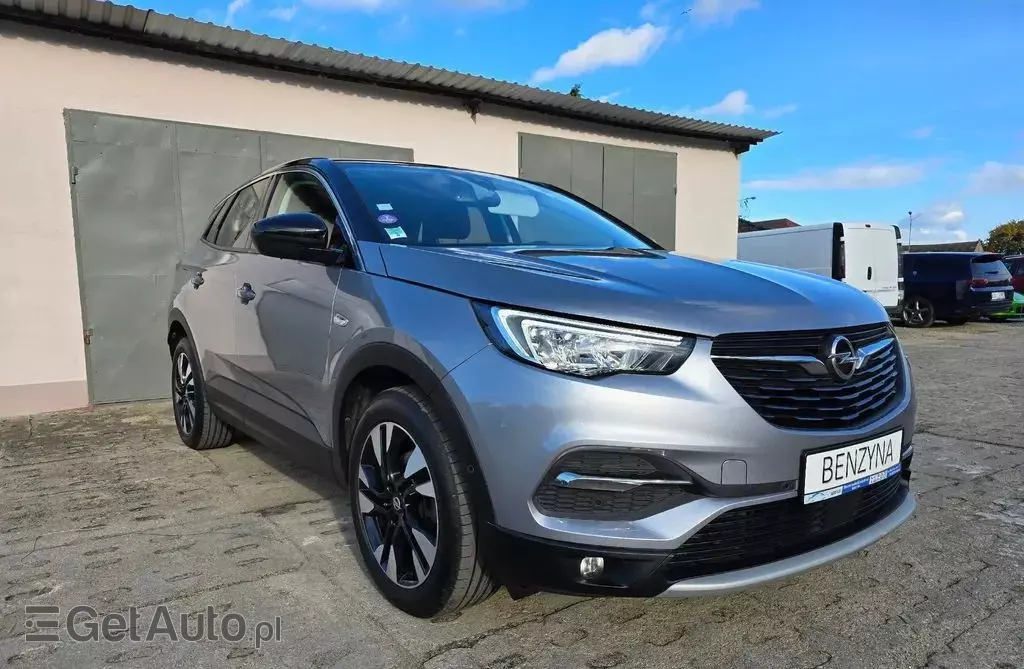 OPEL Grandland 1.2 Turbo (130 KM)