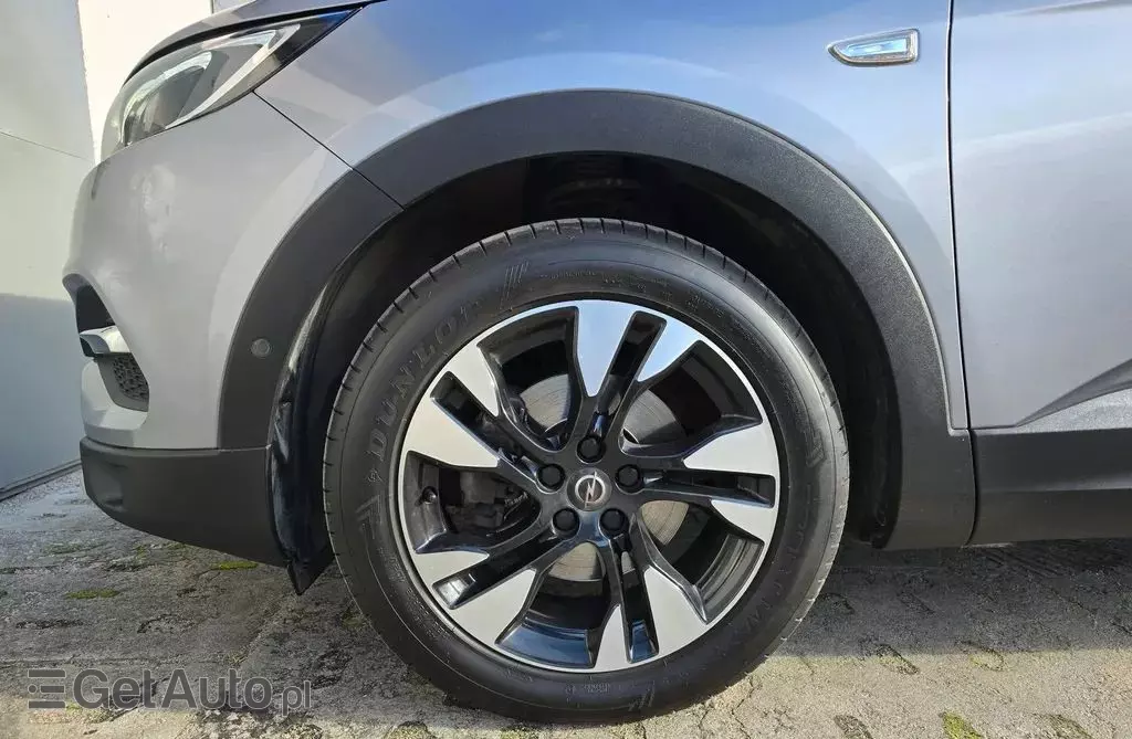 OPEL Grandland 1.2 Turbo (130 KM)