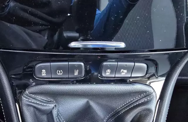 OPEL Grandland 1.2 Turbo (130 KM)