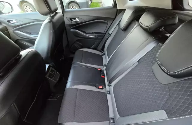 OPEL Grandland 1.2 Turbo (130 KM)