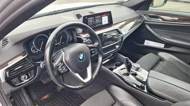 BMW Seria 5 520