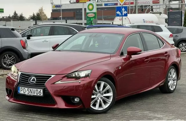 LEXUS IS 