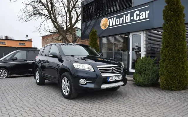 TOYOTA RAV4 2.0 VVT-i Premium