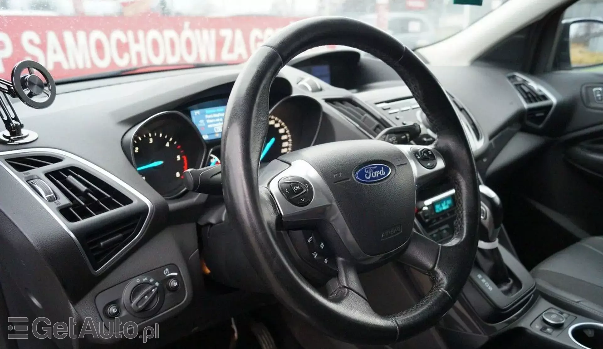 FORD Kuga 