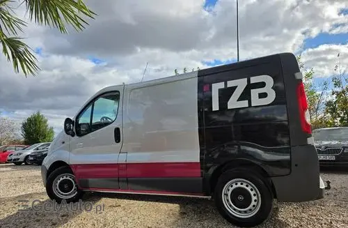 OPEL Vivaro 