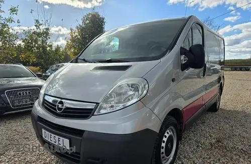 OPEL Vivaro 