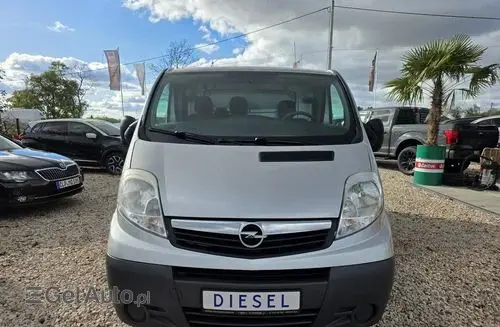 OPEL Vivaro 