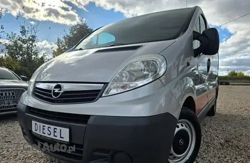 OPEL Vivaro 
