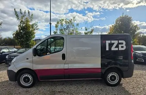 OPEL Vivaro 