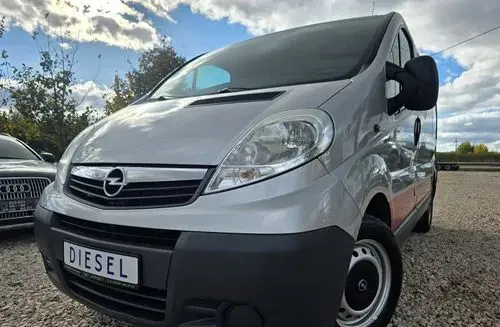 OPEL Vivaro 