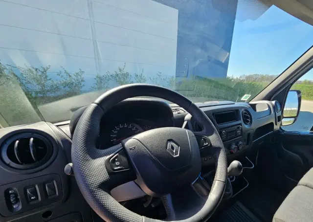 RENAULT MASTER 