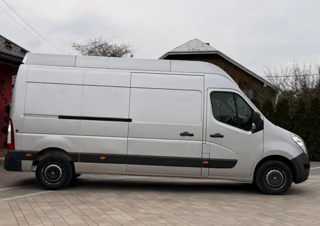 RENAULT Master 