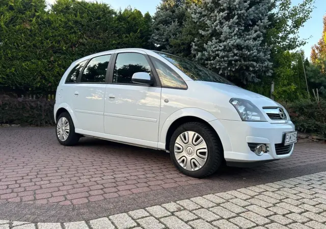 OPEL Meriva 