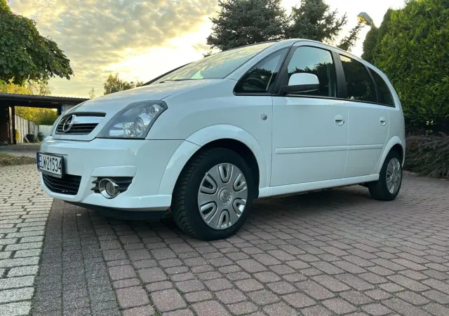 OPEL Meriva 