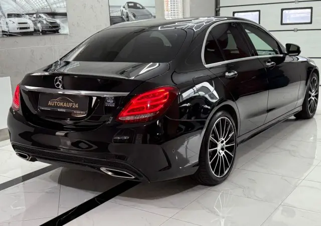 MERCEDES-BENZ Klasa C 200 T 7G-TRONIC AMG Line