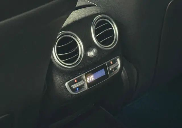 MERCEDES-BENZ Klasa C 200 T 7G-TRONIC AMG Line