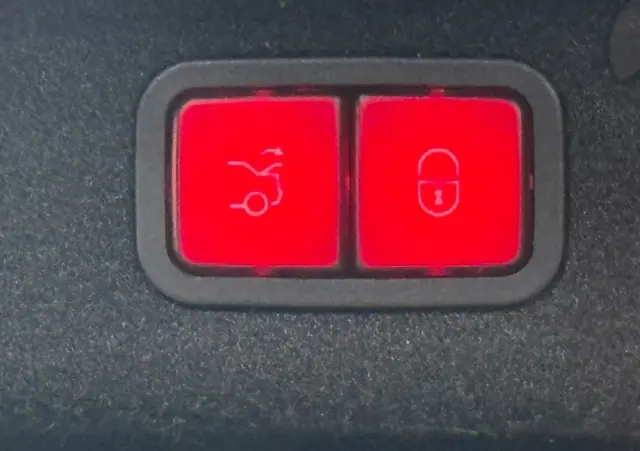 MERCEDES-BENZ Klasa C 200 T 7G-TRONIC AMG Line