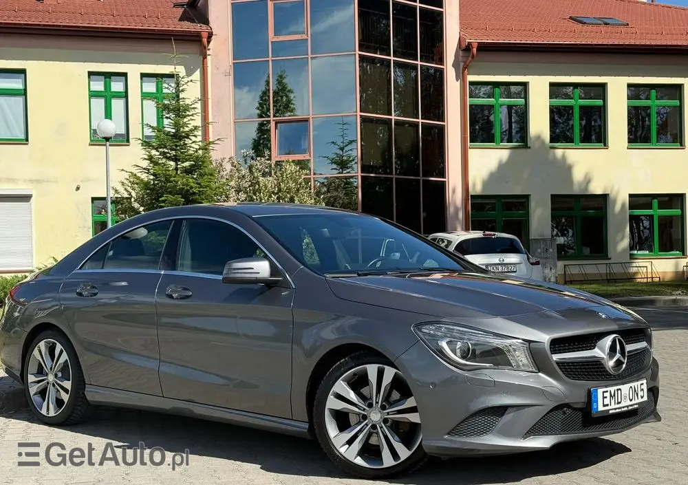 MERCEDES-BENZ CLA 180 BlueEffICIENCY Edition