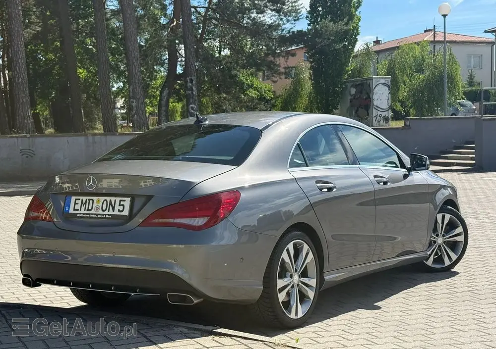 MERCEDES-BENZ CLA 180 BlueEffICIENCY Edition