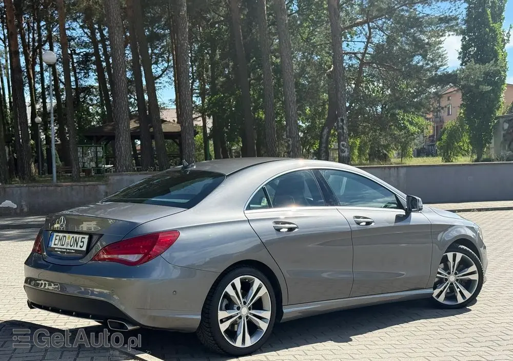 MERCEDES-BENZ CLA 180 BlueEffICIENCY Edition