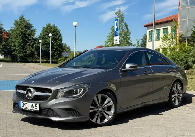 MERCEDES-BENZ CLA 180 BlueEffICIENCY Edition