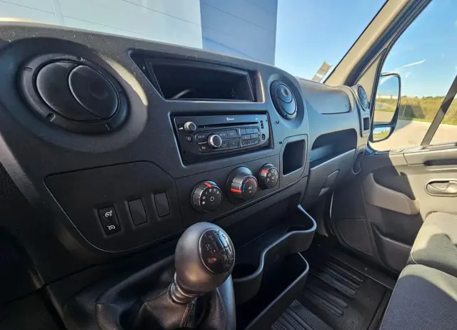RENAULT MASTER 