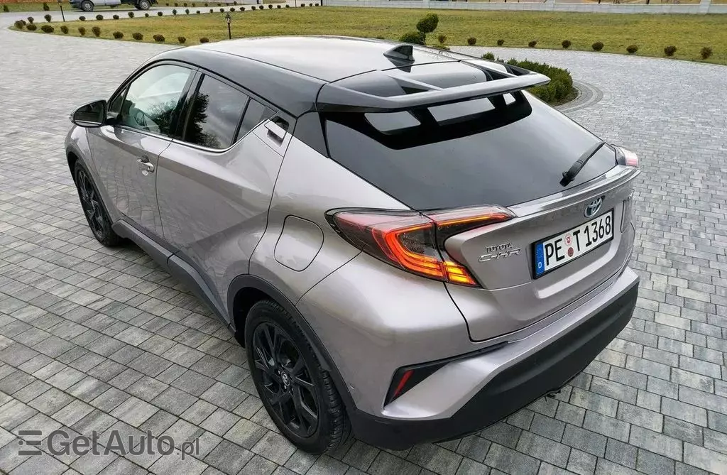 TOYOTA C-HR 