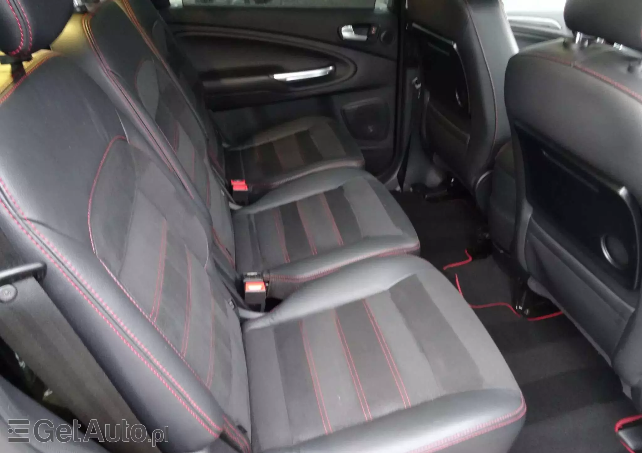 FORD S-Max 2.0 T Titanium