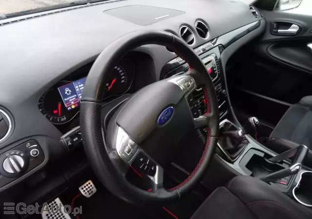 FORD S-Max 2.0 T Titanium