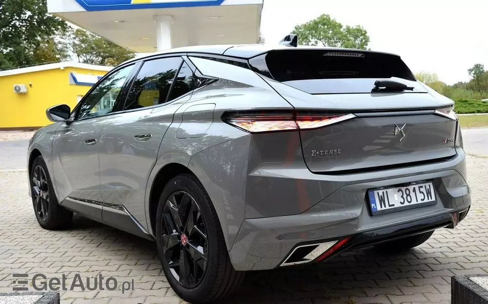 DS AUTOMOBILES DS 4 1.6 E-Tense Performance Line +