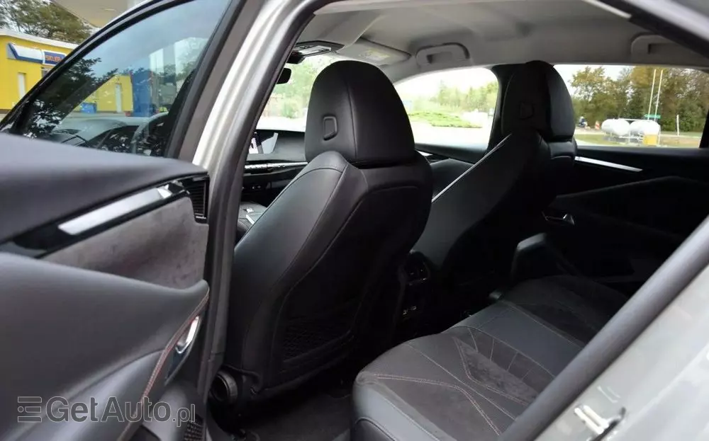 DS AUTOMOBILES DS 4 1.6 E-Tense Performance Line +