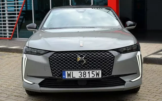 DS AUTOMOBILES DS 4 1.6 E-Tense Performance Line +