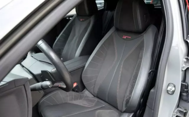 DS AUTOMOBILES DS 4 1.6 E-Tense Performance Line +