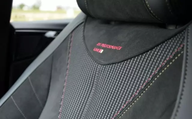 DS AUTOMOBILES DS 4 1.6 E-Tense Performance Line +