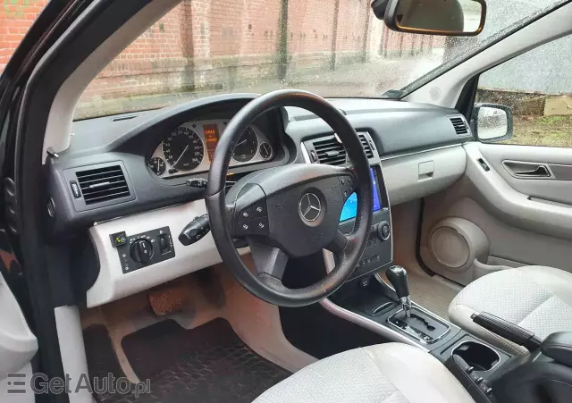 MERCEDES-BENZ Klasa B 