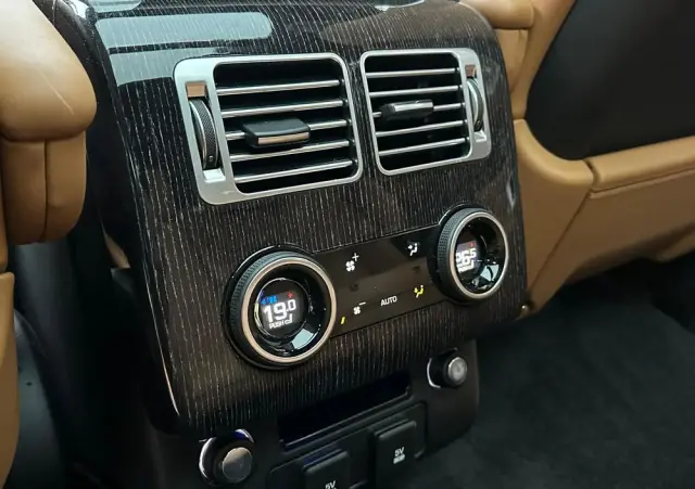 LAND ROVER Range Rover 3.0 I6 AB