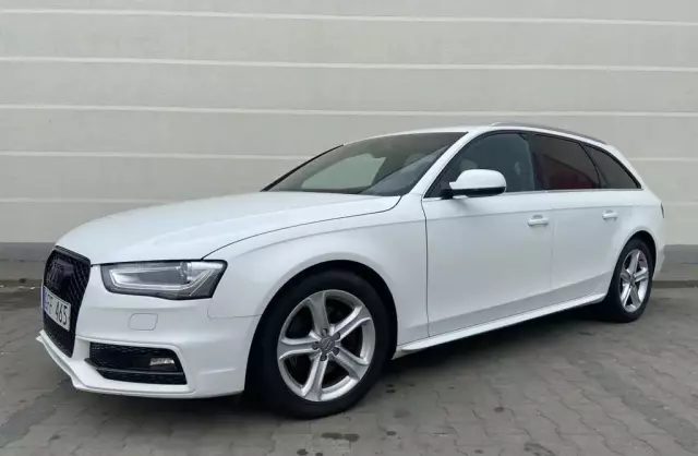 AUDI A4 