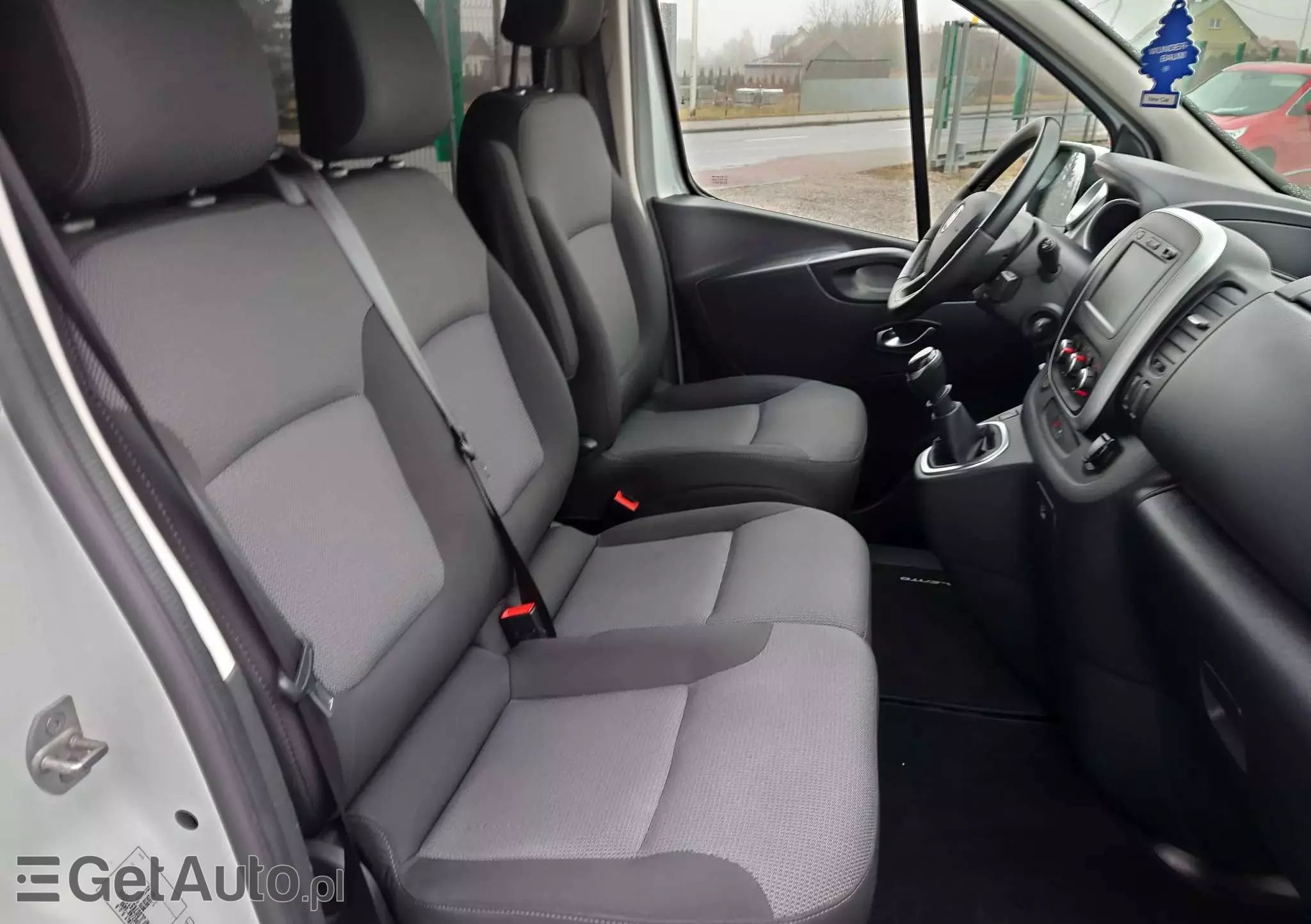 RENAULT Trafic ENERGY dCi 120 Grand Combi Life