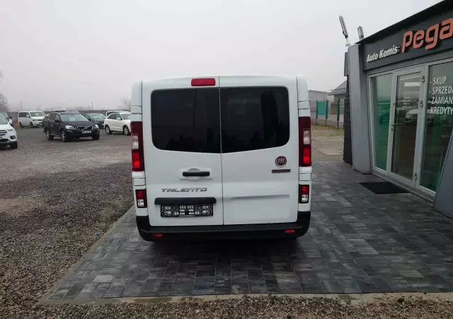 RENAULT Trafic ENERGY dCi 120 Grand Combi Life