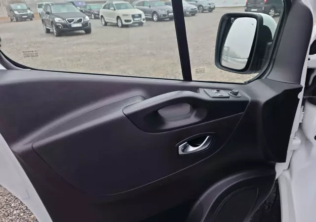 RENAULT Trafic ENERGY dCi 120 Grand Combi Life