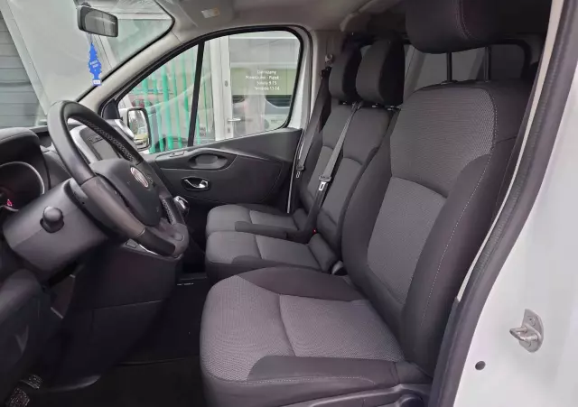 RENAULT Trafic ENERGY dCi 120 Grand Combi Life