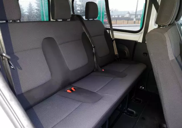 RENAULT Trafic ENERGY dCi 120 Grand Combi Life