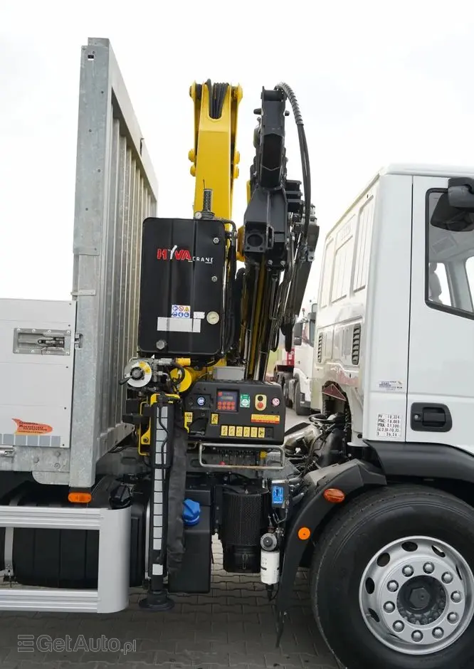 IVECO 180E25 / 4X2 / SKRZYNIOWY 7,5m + HDS HYVA HB150X MAX UDŹWIG 5 200KG / STEROWNIE RADIOWE  / ROTATOR / AUTOMAT 