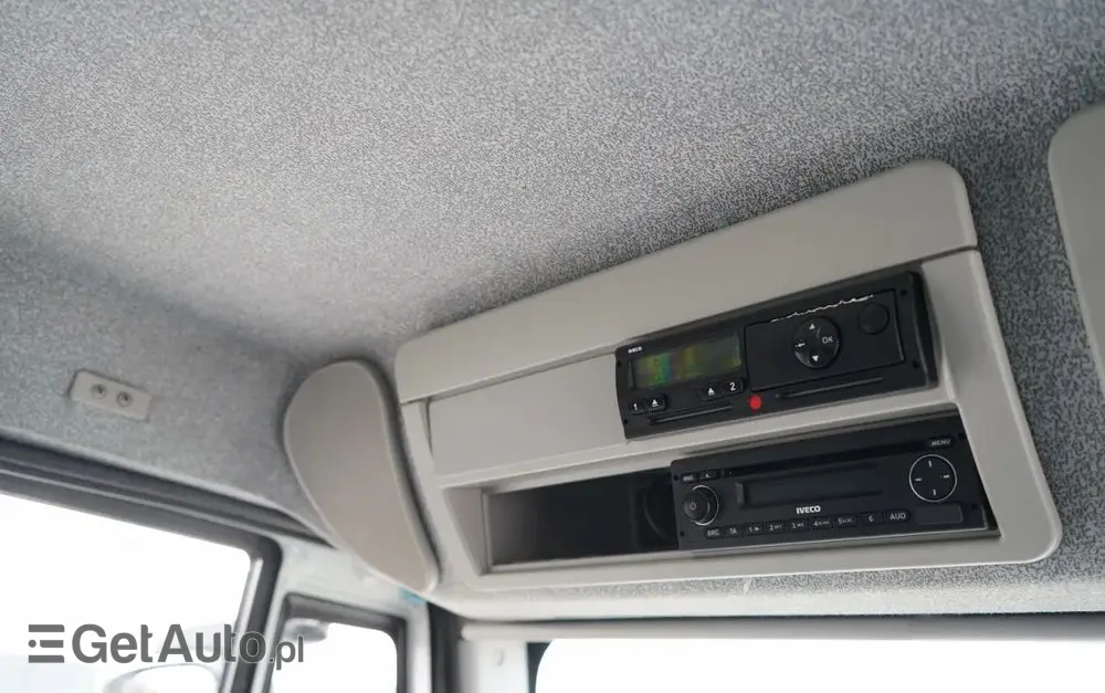 IVECO 180E25 / 4X2 / SKRZYNIOWY 7,5m + HDS HYVA HB150X MAX UDŹWIG 5 200KG / STEROWNIE RADIOWE  / ROTATOR / AUTOMAT 