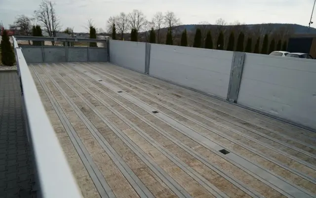 IVECO 180E25 / 4X2 / SKRZYNIOWY 7,5m + HDS HYVA HB150X MAX UDŹWIG 5 200KG / STEROWNIE RADIOWE  / ROTATOR / AUTOMAT 