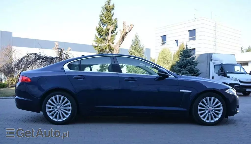 JAGUAR Xf 