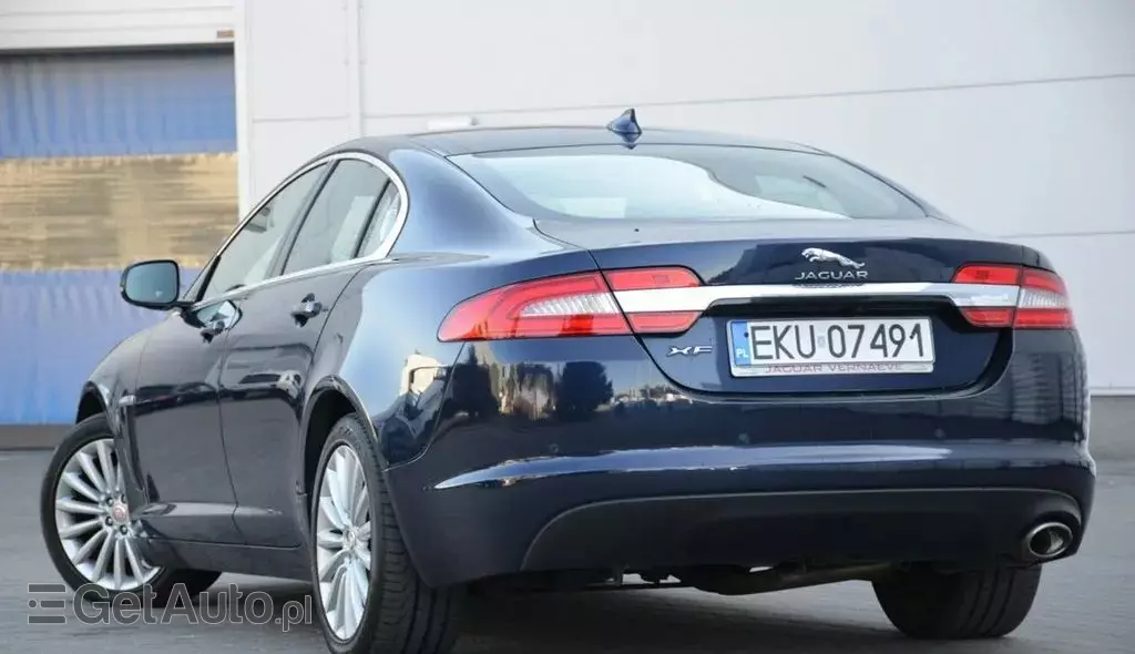 JAGUAR Xf 
