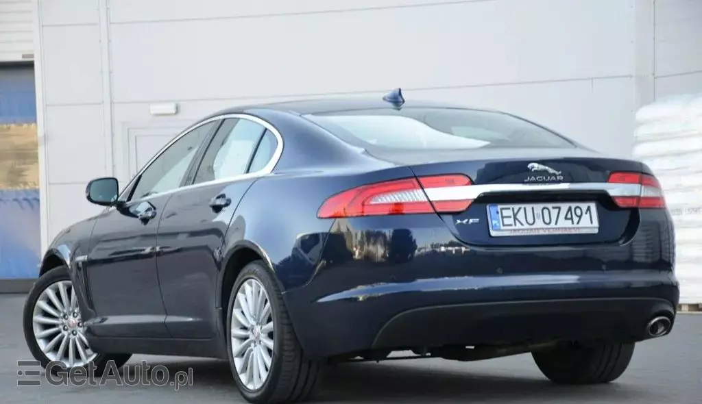 JAGUAR Xf 